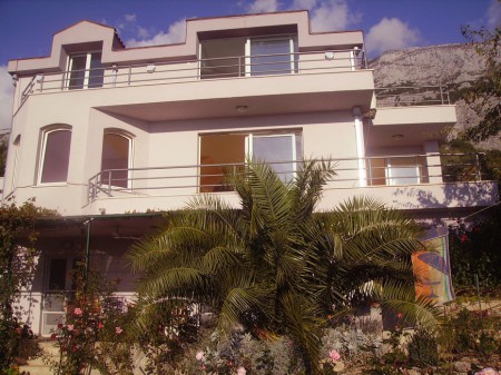 house in Makarska