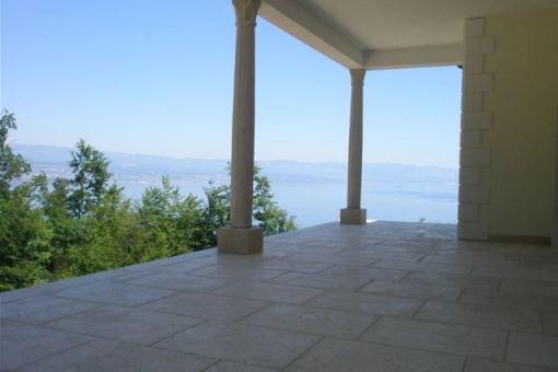 villa in Opatija